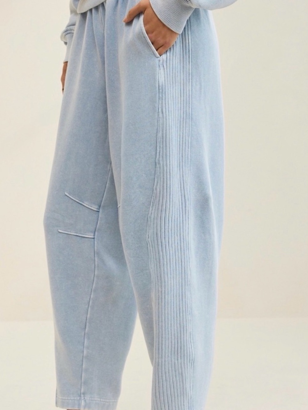 Aerie Oh Snap Barrel Sweatpant